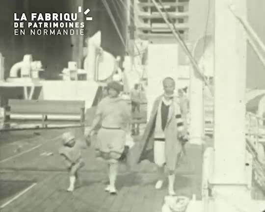 Paquebot " Ile de France "